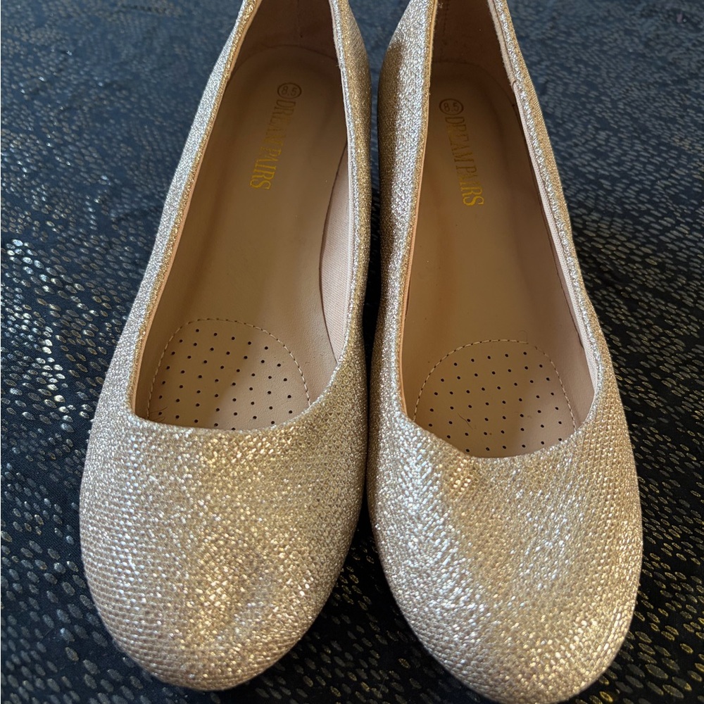 Dream Pairs Shimmering Gold Women's Flats